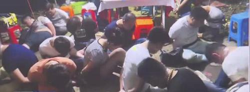 上海郊区荒地暗藏赌场 30多人当场被抓