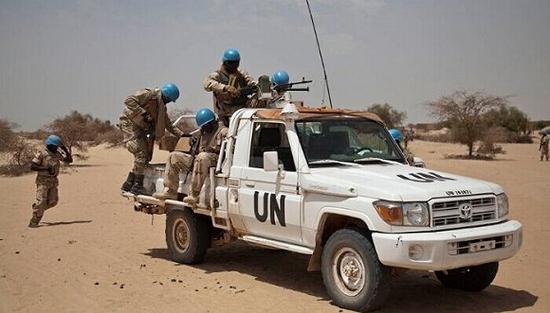 在廷巴克图地区执行保卫任务的联合国维和部队