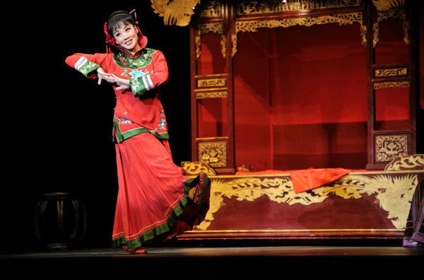 韩再芬主演经典原创黄梅戏《徽州女人》