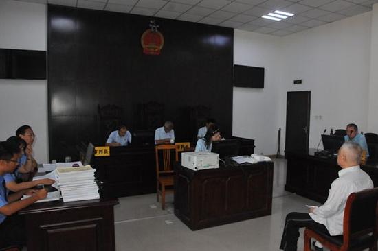 河南省煤田地质局原局长翦保平涉嫌受贿近600万