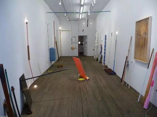 Andy Coolquitt，《我们关心你》，Lisa Cooley画廊