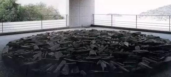 理查德·朗《石圆之满月》