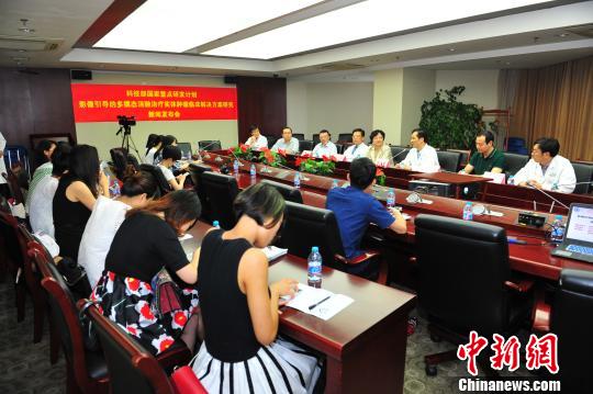 作为国家重大公益性项目、科技部国家重点研发项目——“影像引导的多模态消融治疗实体肿瘤临床解决方案研究”，已进入临床规范研究阶段?！⊥豕阏?摄