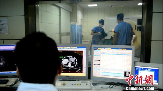 这种创新的局部治疗可望激活天然的机体抗肿瘤免疫响应，以抑制肿瘤复发转移，最终提高患者生存率?！⊥豕阏?摄