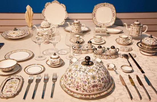 盛世如意-珍珠白（嘉宾桌）