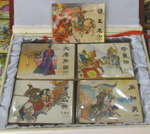 这 是80版的兴唐传小人书，因为存世很少，品相又好，现在大概要卖上万元。