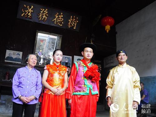 点击进入下一页