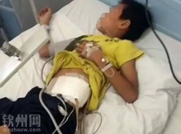 19名小学生忘带课本被逼自抽耳光 涉事教师被辞