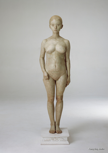 图片：《白色的处女》玻璃钢着色