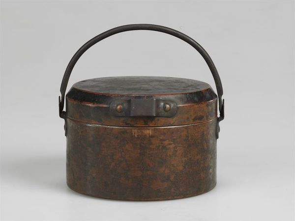 红二方面军第六军团熊兴瑞与刘林标长征途经草地时煮野菜用的铜提盒1936年