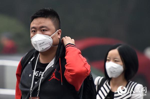 中国军方加入治霾3