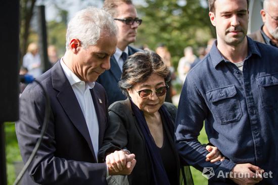 83岁高龄的小野洋子