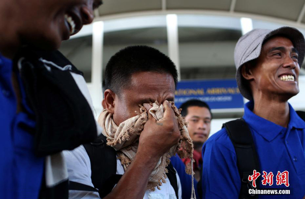 遭海盗劫持4年半 中国船员在内26名人质获救