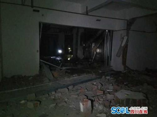 四川武胜县人民医院在建大楼发生爆炸 4人受伤