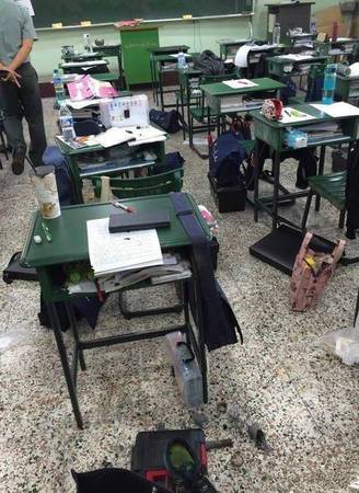 台湾高中生带土制手榴弹上课 教室内被炸伤(图)