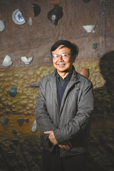 高大伦专注“玩”考古已有14年。