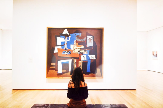 美国纽约现代艺术博物馆“宁静早晨”。图/取自IG。