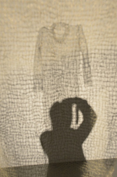 展览作品《空气之衣》