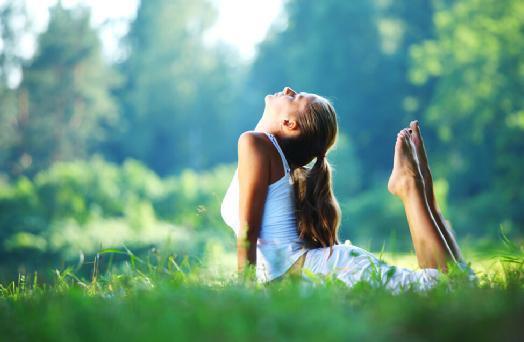 冬跑益处多，锻炼有诀窍：防风防寒，运动不宜过早。