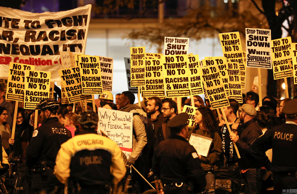 美国民众游行抗议特朗普5