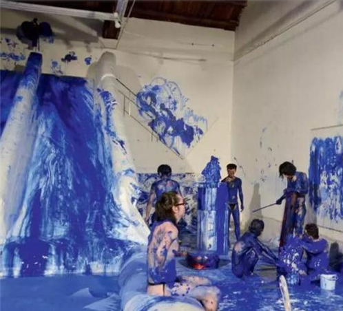 双飞艺术中心《双飞克莱因蓝》 2015 年