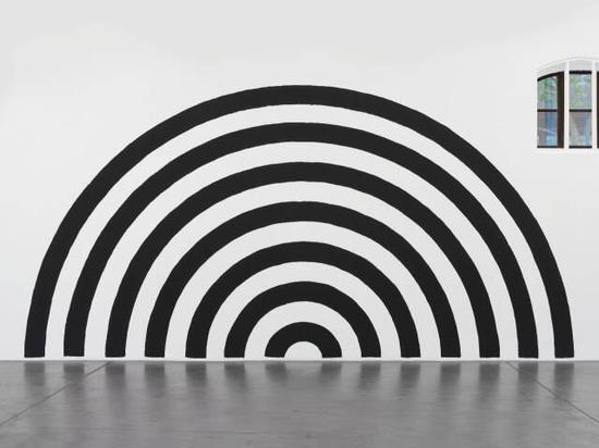 马丁·克里德，《Work No。 2491》，2015。图片：致谢乔空间