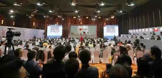 “大观·古代”拍卖现场，图片来源：中国嘉德