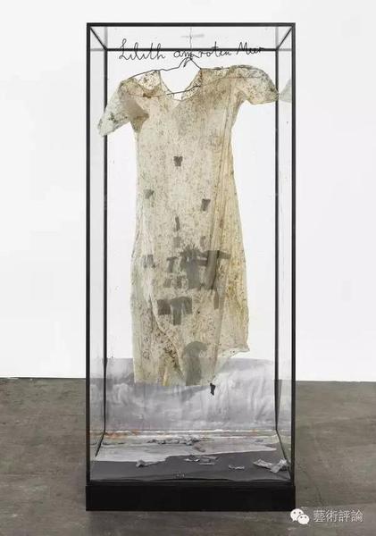 安塞姆·基弗作品《莉莉丝在红?！? longdesc=