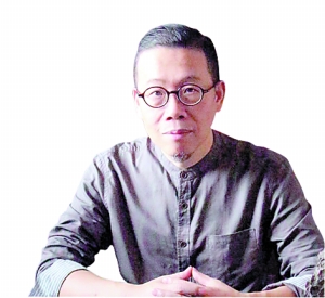 王金声　　上海市收藏鉴赏家协会副会长、华亭文社理事、简社社员。收藏近百年间文人翰墨。