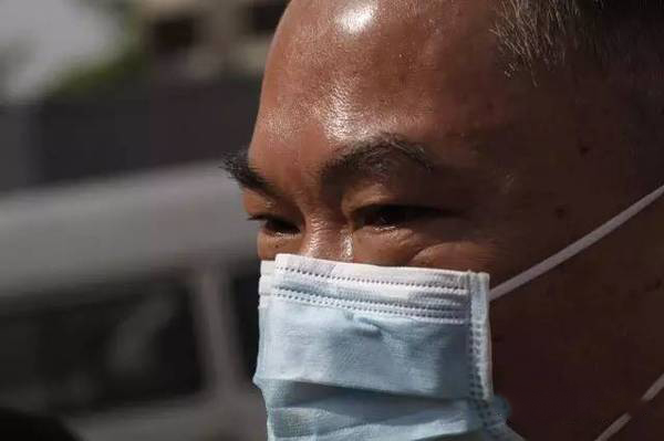 罗一笑父亲有3房2车3