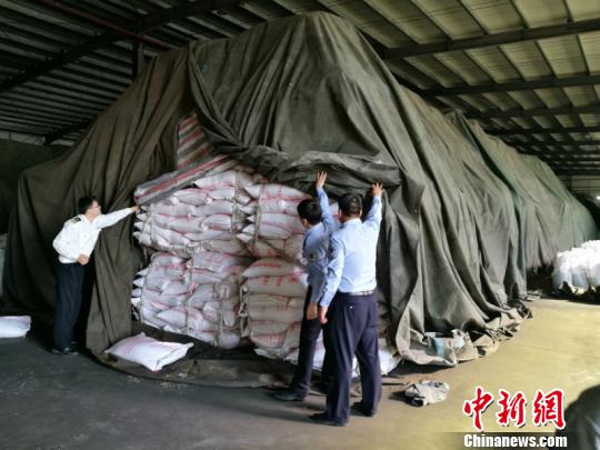 南宁海关查获特大走私大米案案值逾千万元