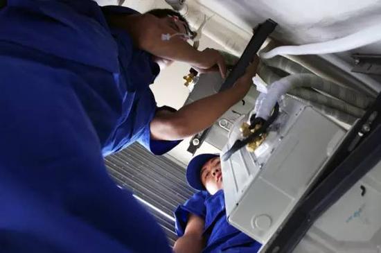 2016年服务业高薪榜3