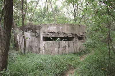 西山保卫战遗址现存的工事之一。丁进供图