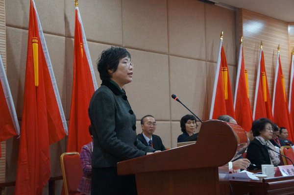 民建福建省委副主委程思怡讲话。（记者 照宁摄）2