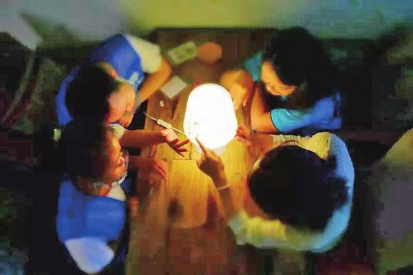 点击进入下一页