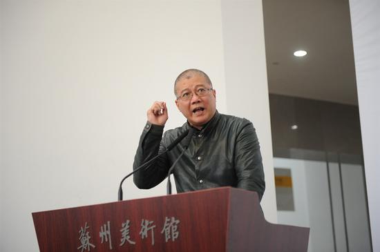 中国文联副主席、中国美协副主席、中国油画学会会长、中国美术学院院长许江 教授发言