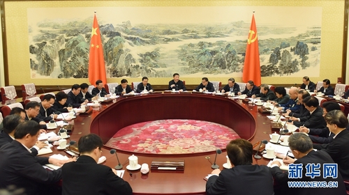 12月26日至27日，中共中央政治局召开民主生活会，中共中央总书记习近平主持会议并发表重要讲话。 新华社记者 饶爱民 摄1