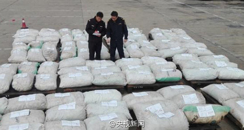 一只穿山甲约有0.4-0.6公斤鳞片，3吨意味着有5000-7500只穿山甲被杀害。 (央视记者王殿甲)