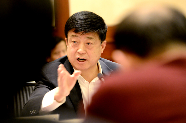 自治区政协副主席梁铁城