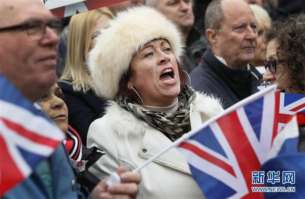 英首相脱欧方案3