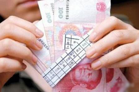 全国工资11年涨3倍