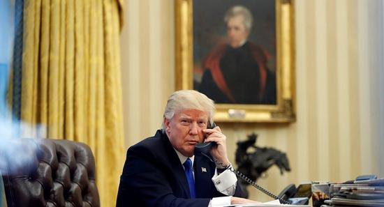 特朗普挂澳总理电话2