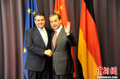 当地时间2月16日，赴德出席二十国集团非正式外长会的中国外交部长王毅在波恩与德国副总理兼外长加布里尔举行会谈。 <a target='_blank' href='http://www.chinanews.com/'>中新社</a>记者 彭大伟 摄