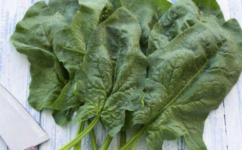 常吃菠菜有什么好处 菠菜有什么功效 菠菜的功效有哪些
