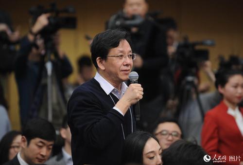 路透社记者提问