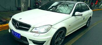 济南一男子17万买下奔驰才知是13手！连里程表也造假