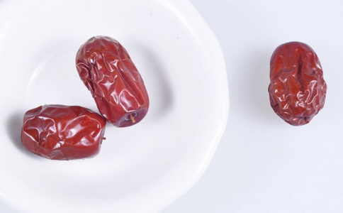 春季吃豆芽有什么好处 春季养生食物有哪些 春季养生吃什么好