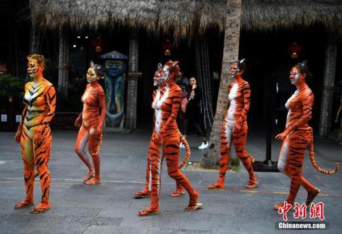 点击进入下一页