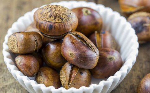 女人吃什么粥可以美容养颜 哪些食物可以美容养颜 什么粥含有美容养颜的功效