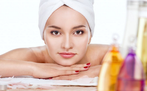 女人吃什么粥可以美容养颜 哪些食物可以美容养颜 什么粥含有美容养颜的功效